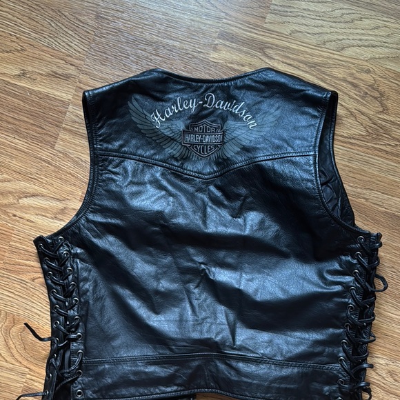 Harley-Davidson Black Leather Motorcycle Vest - Picture 4 of 4